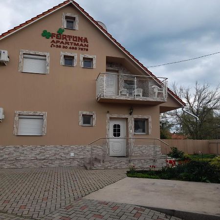 Fortuna Apartman Gyula Esterno foto