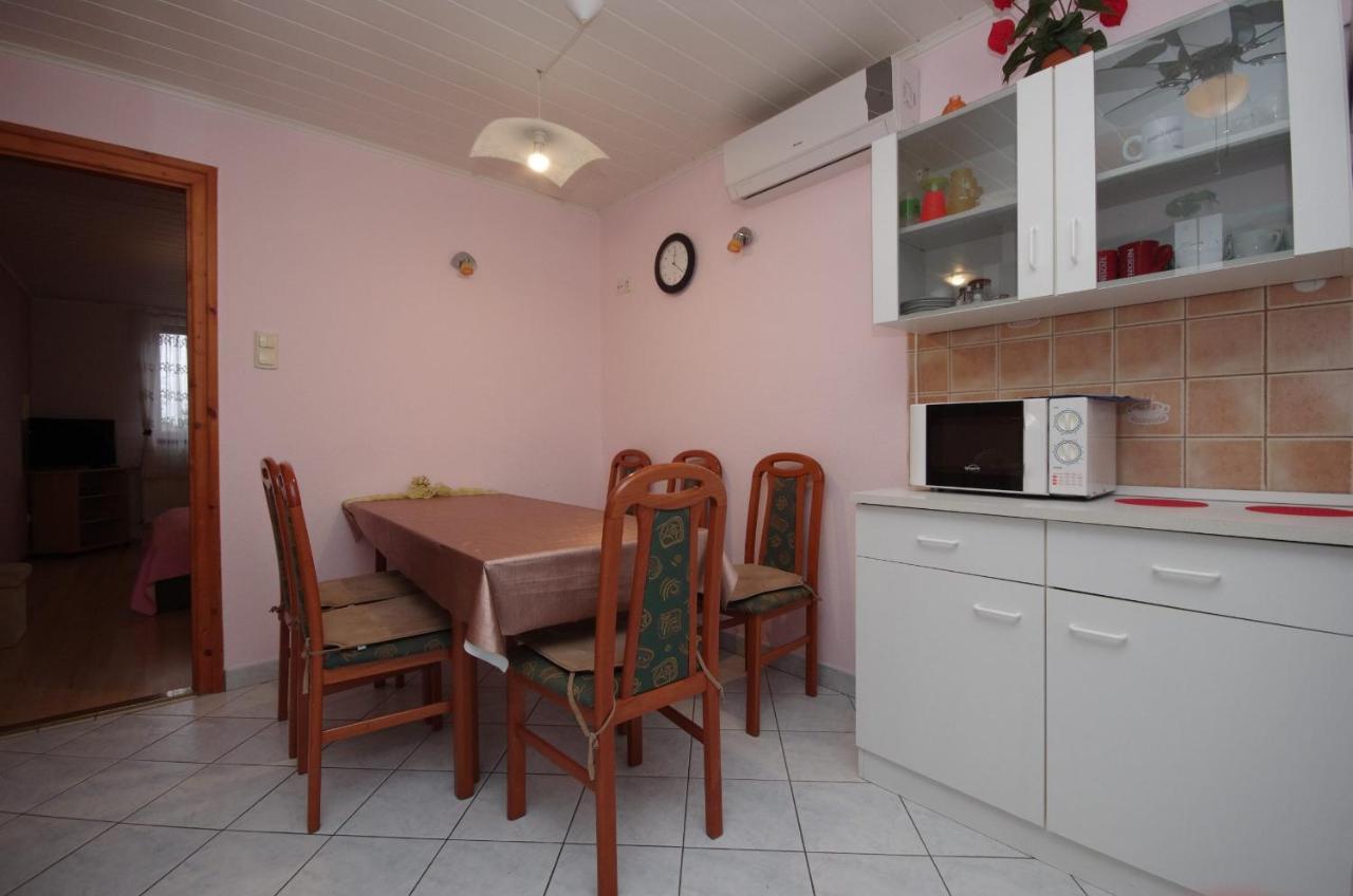 Fortuna Apartman Gyula Esterno foto